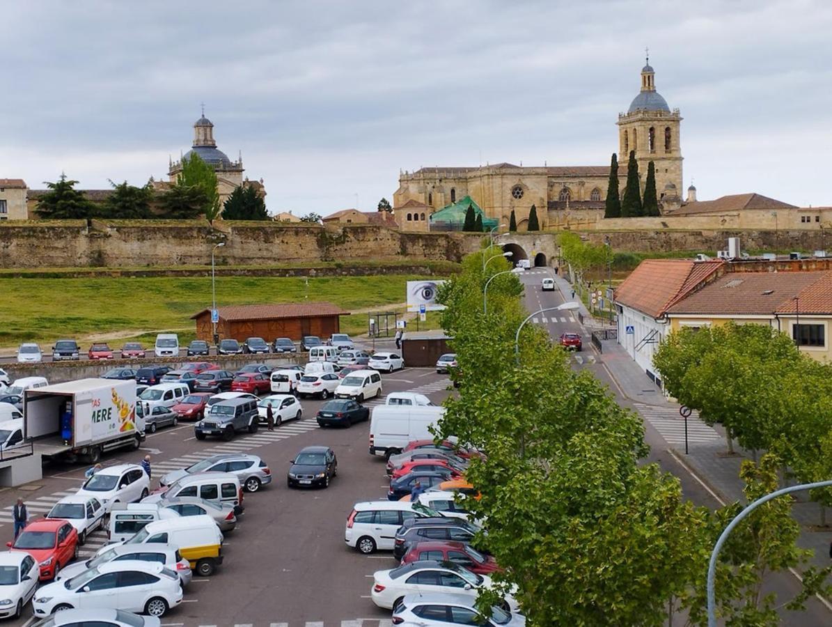 Hospederia Puerta De La Catedral Hotel Ciudad-Rodrigo Kültér fotó
